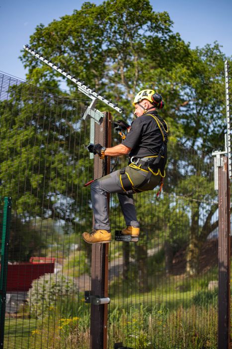 Fall protection bracket EN795b rated  (Patented)