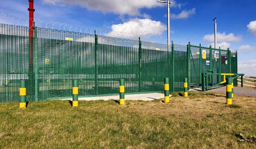 CorruSec SR4 - LPS 1175 D10 (SR4) Fencing System