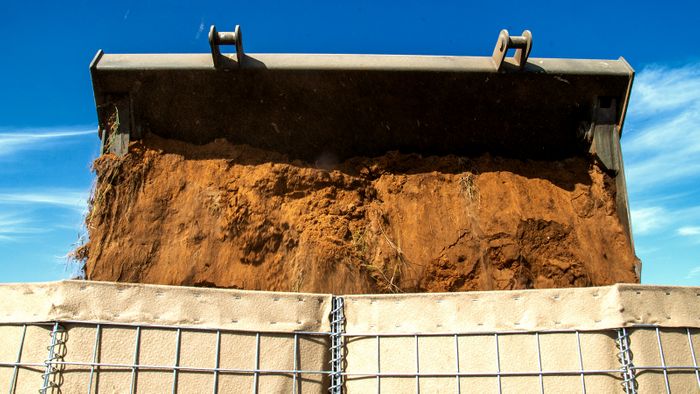 EXPEDITIONARY BARRIERS (EB-UNITS)