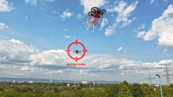Crown™ Drone Capture Device