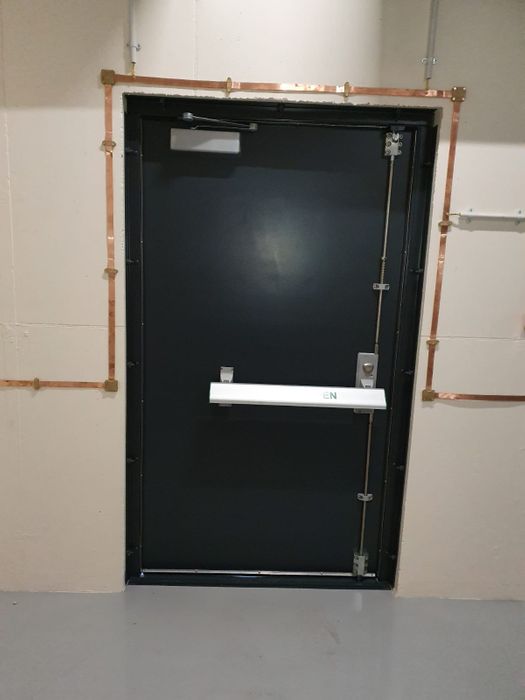 Single Blast Door 