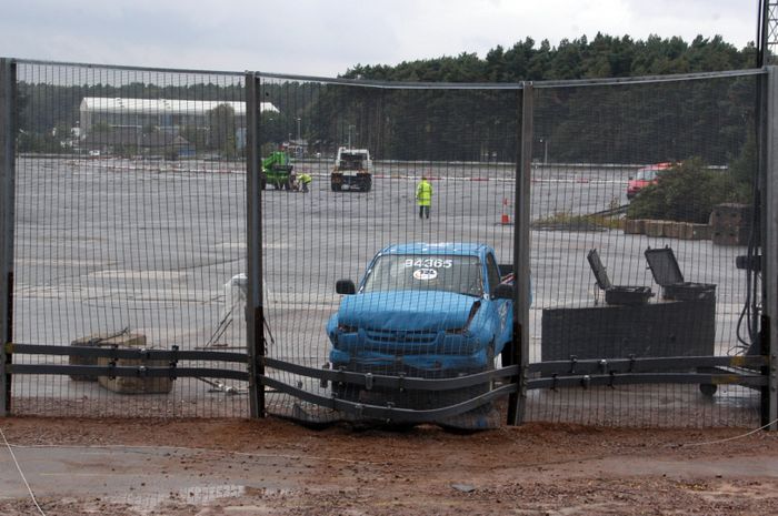 HiSec Super PAS68 Permenant HVM Fencing