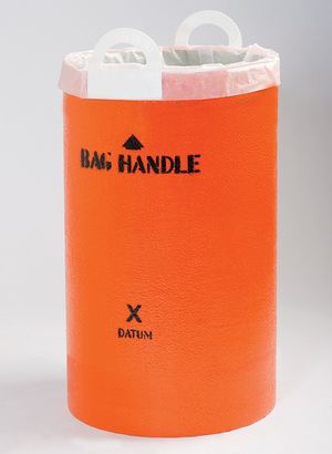 Blast container
