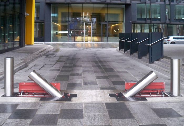 HVM Rising Terra Bollards - IWA14 & PAS68