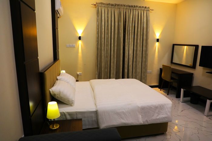 Mirage - Secure Accommodation
