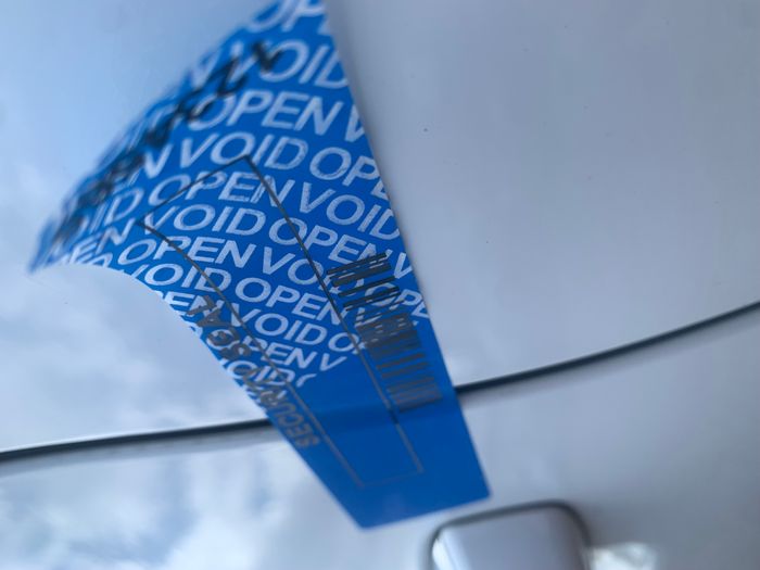 Non-Residue Tamper Evident Labels