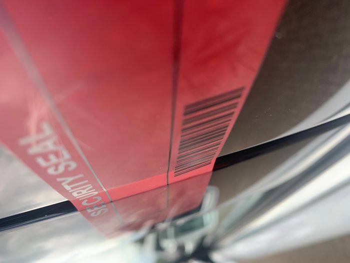 Non-Residue Tamper Evident Labels