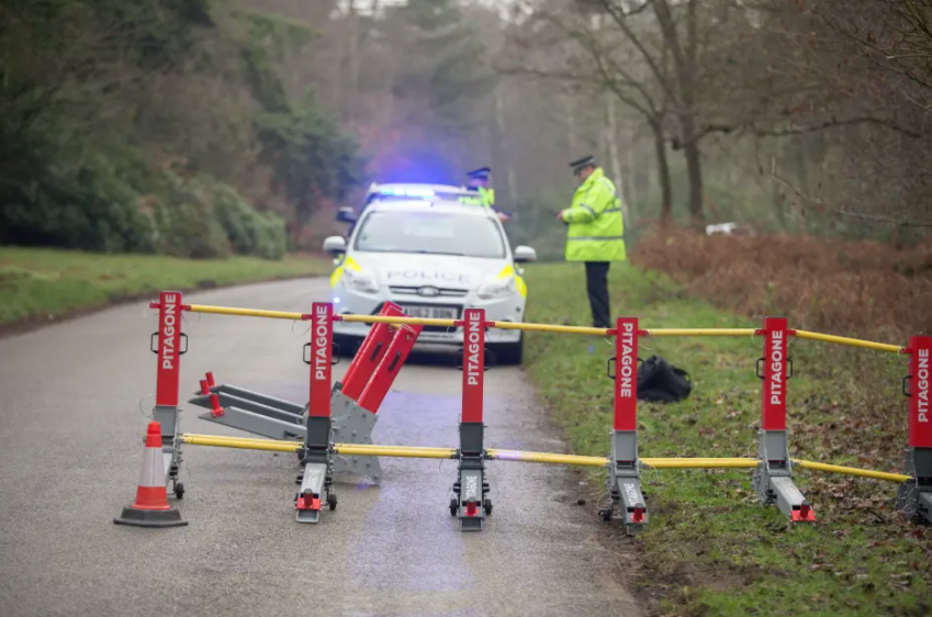 Queen protected by PITAGONE anti-terror barriers / Sandringham