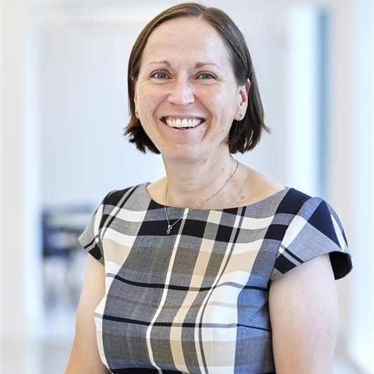 Dr Annette Southgate