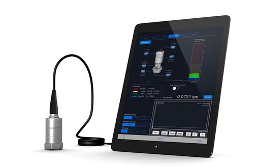 Plug and Play Piezoelectric Vibration Sensing