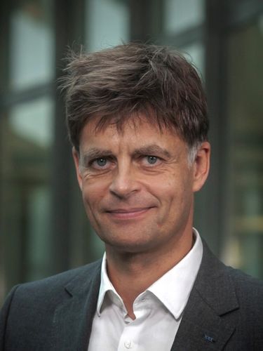Dr. Dirk Dreher - BMW Hams Hall