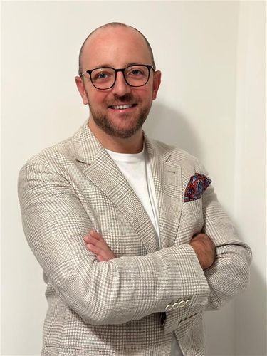 Mark Howes - Service Geeni
