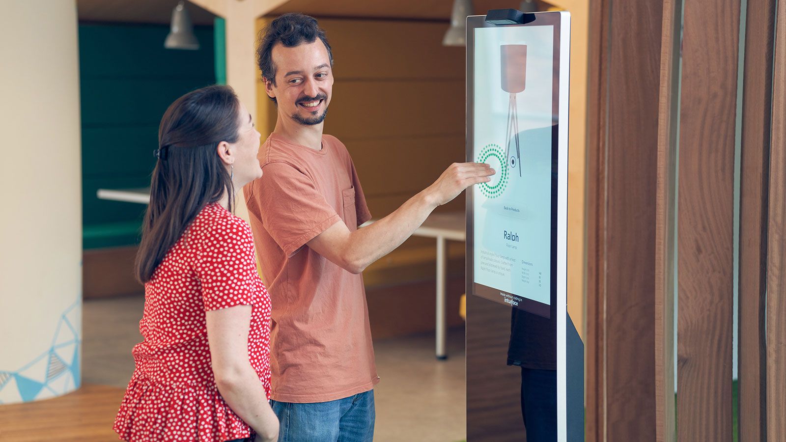 How immersive technology is reinventing the in-store customer experience