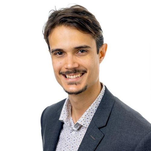 Speaker profile image for Dr Mateus Labrunie