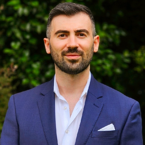 Speaker profile image for Sergio Barros