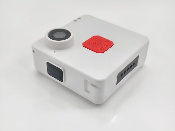 Audax Making everyday that little bit safer. 