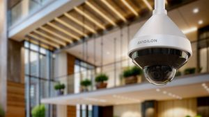 Avigilon Unity Outdoor H6 Mini Dome camera
