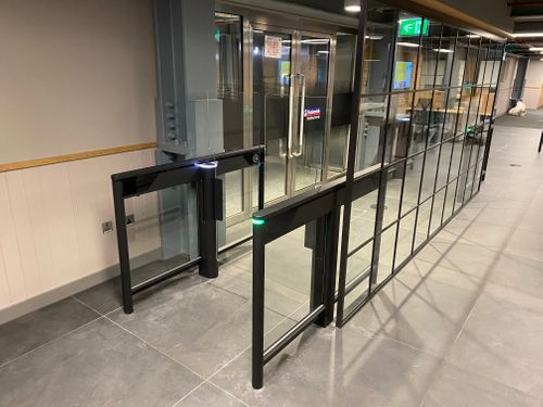 AUTOMATIC SYSTEMS PRODUCT  CUSTOMISATIONS AND FEATURE  OPTIONS