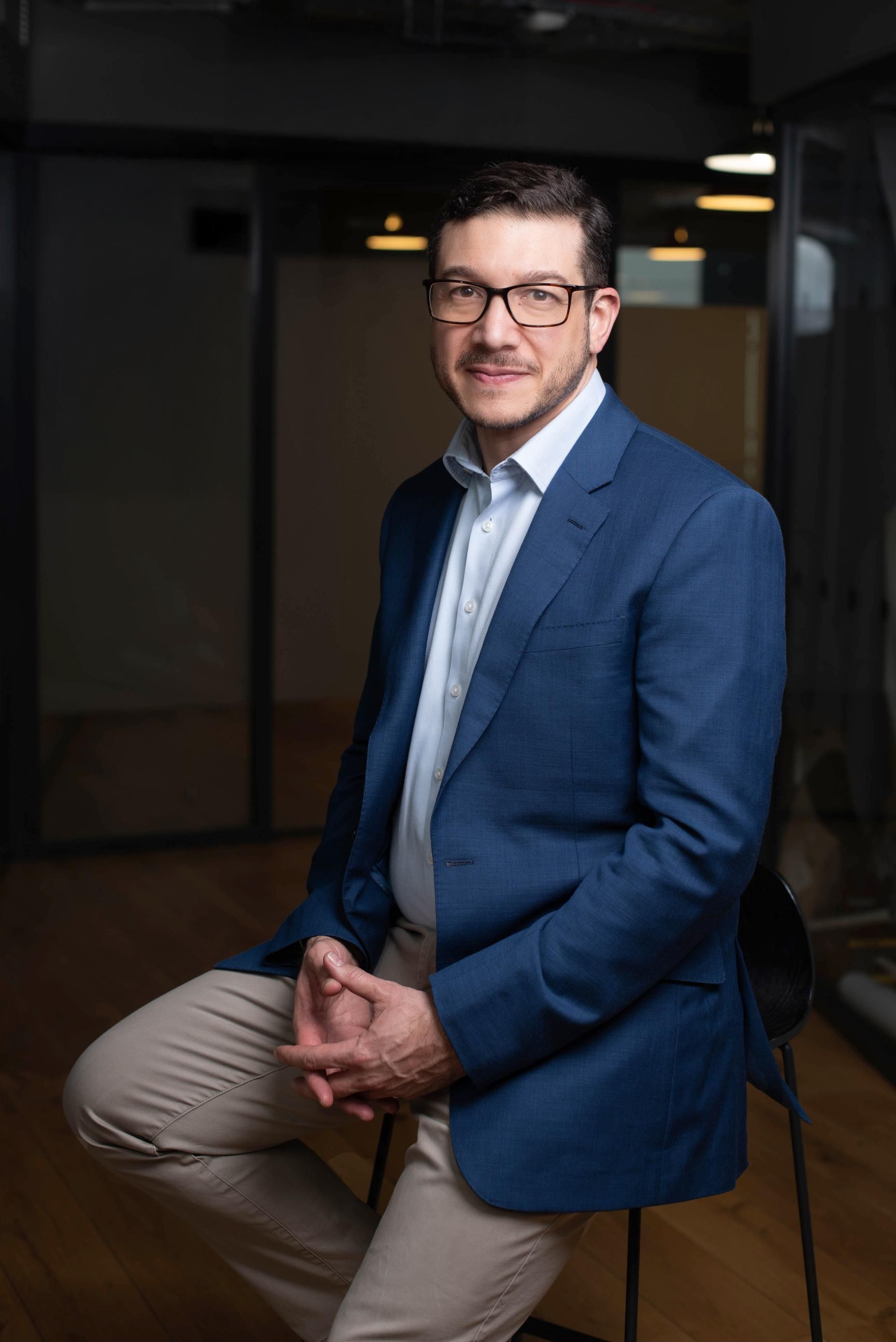 Speaker image for Chris Dreyfus-Gibson