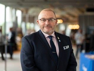 Speaker profile image for Lee Doddridge