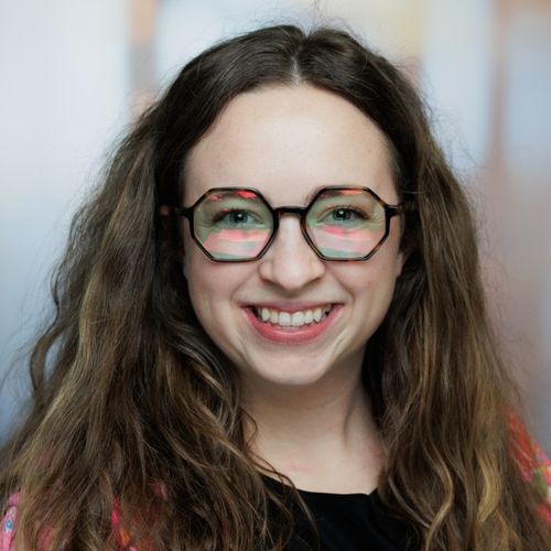 Speaker profile image for Lauren Yonis