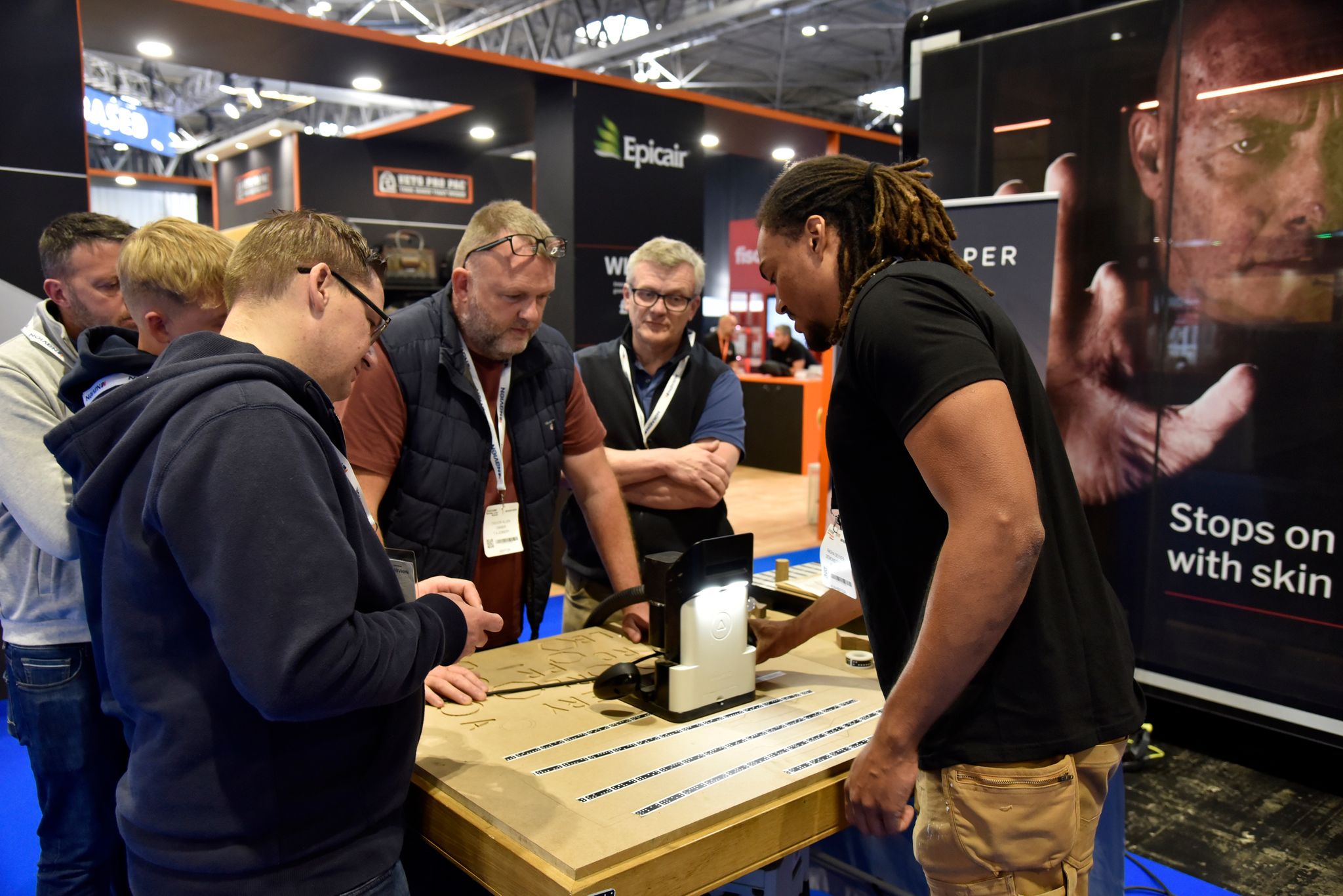 InstallerSHOW conversations