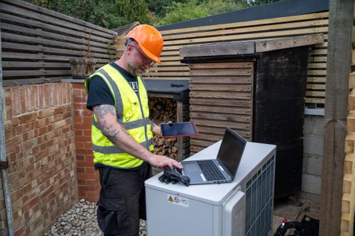 Passiv launches free heat pump monitoring portal for installers