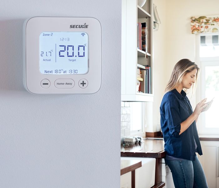 H3747 - Smart-capable programmer