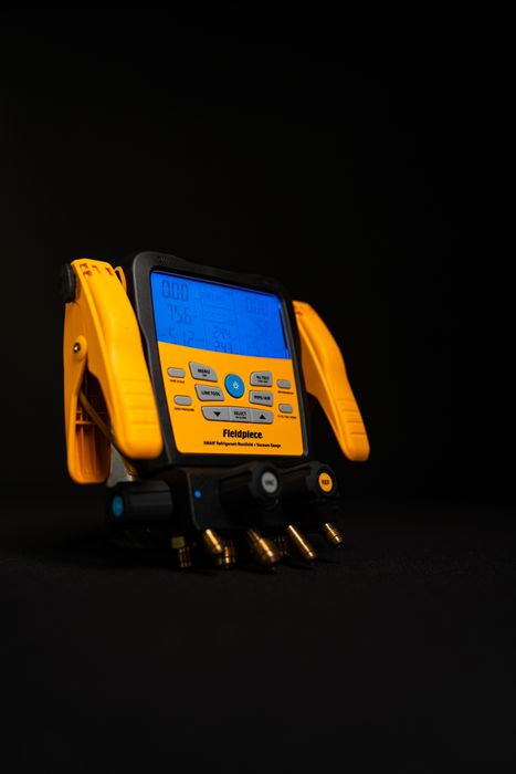 SMAN® Refrigerant Manifold 4-port with Built-in Vacuum Gauge