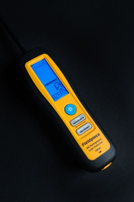Heated Diode Refrigerant Leak Detector
