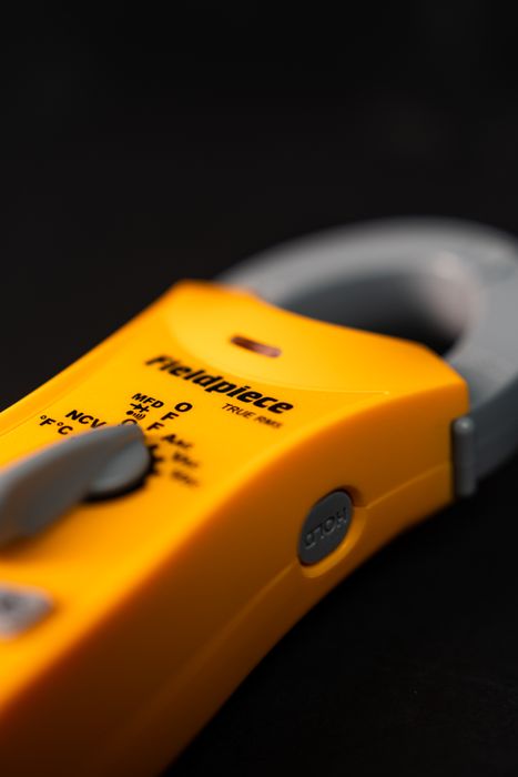 400A Clamp Meter Compact