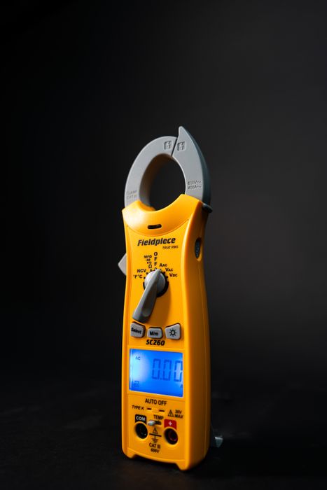400A Clamp Meter Compact
