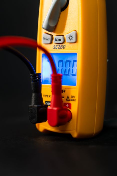 400A Clamp Meter Compact