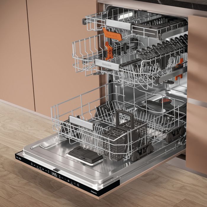 Hotpoint Hydroforce Full Size​ Built-In Dishwasher ​