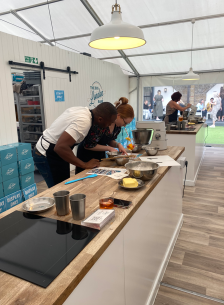 Danielle Designing A Cake at the Big Bake! 