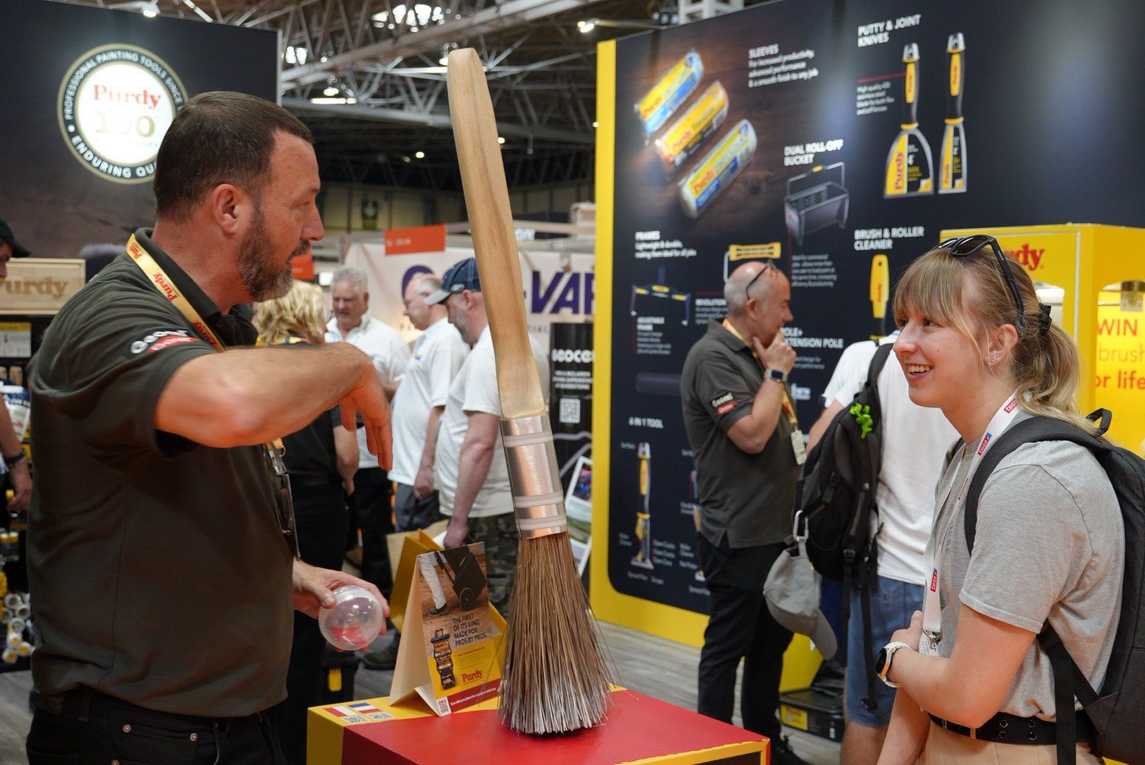 Exhibitor & Delgate