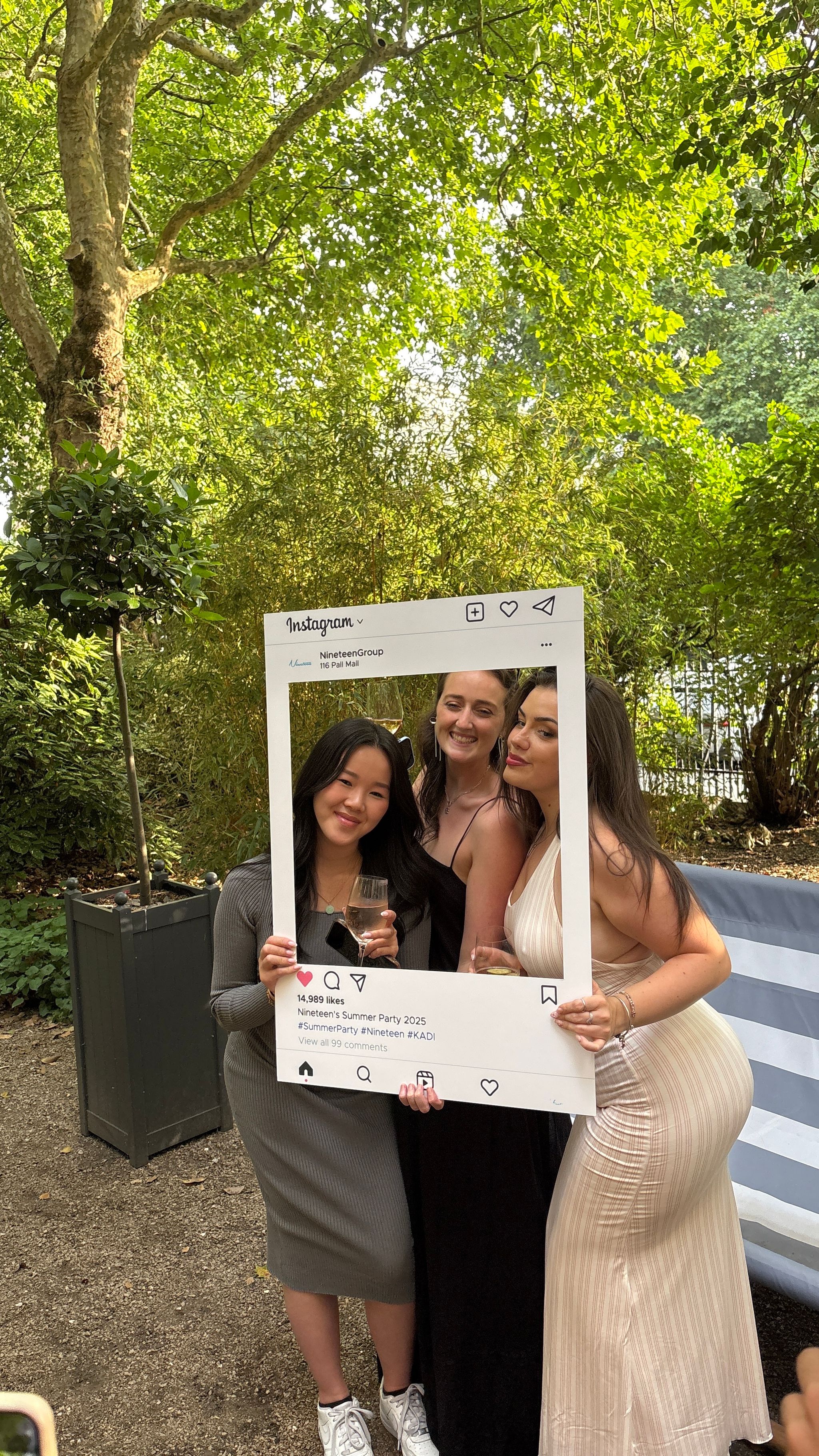 Nineteen Instagram Frame 