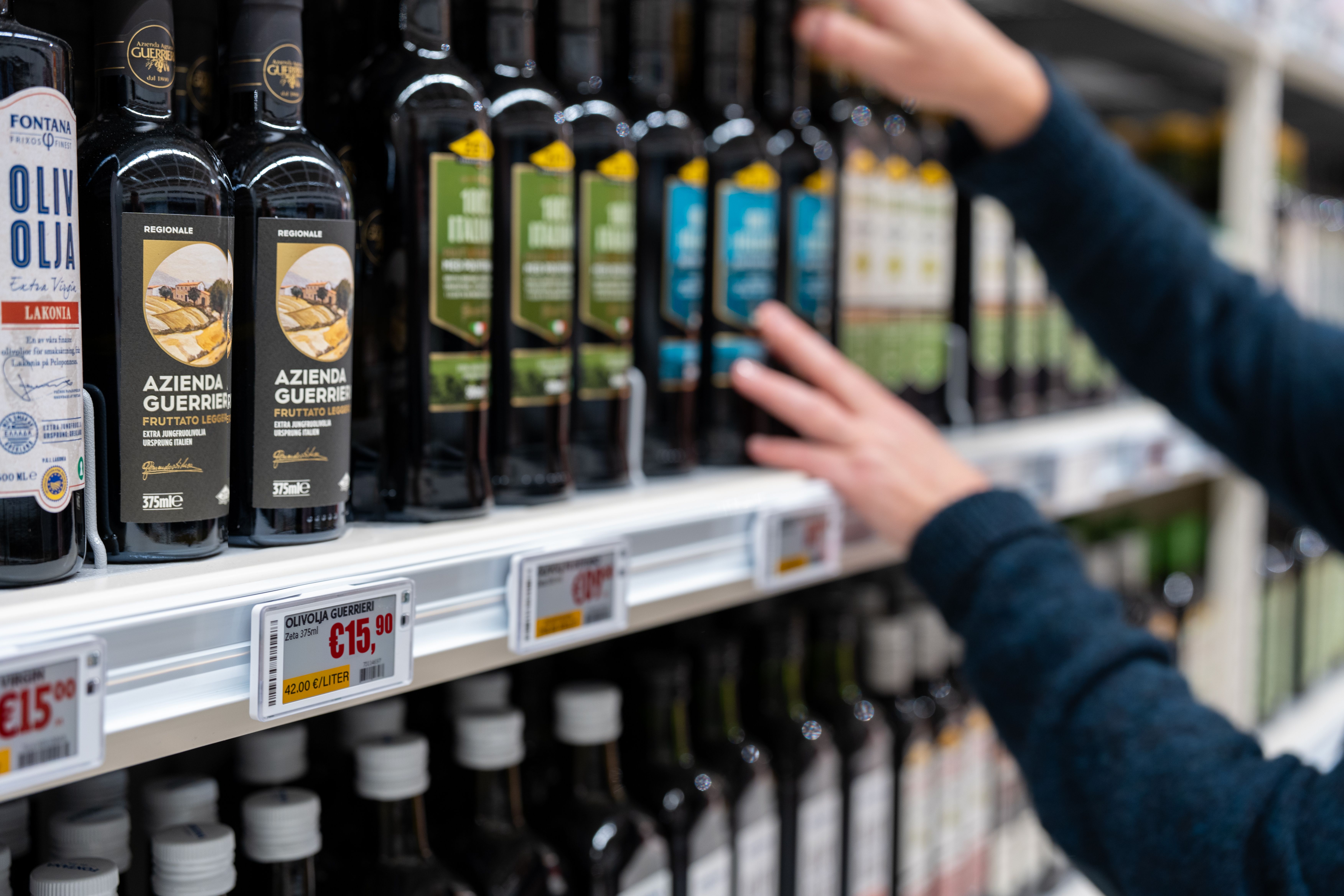 Dutch supermarket chain PLUS places 140 MSEK order