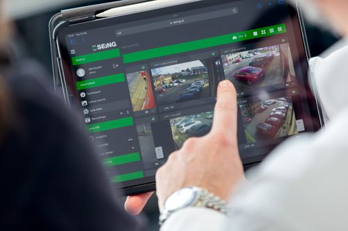  Transform Retail with Cloud CCTV: From Loss Prevention to Customer Insights