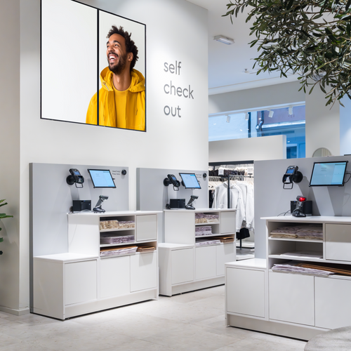 One POS with many possibilities - Available on iOS and Android