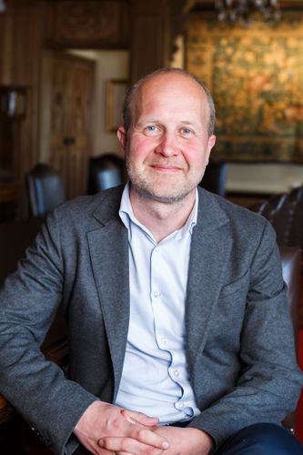 Speaker profile image for Iain Robertson