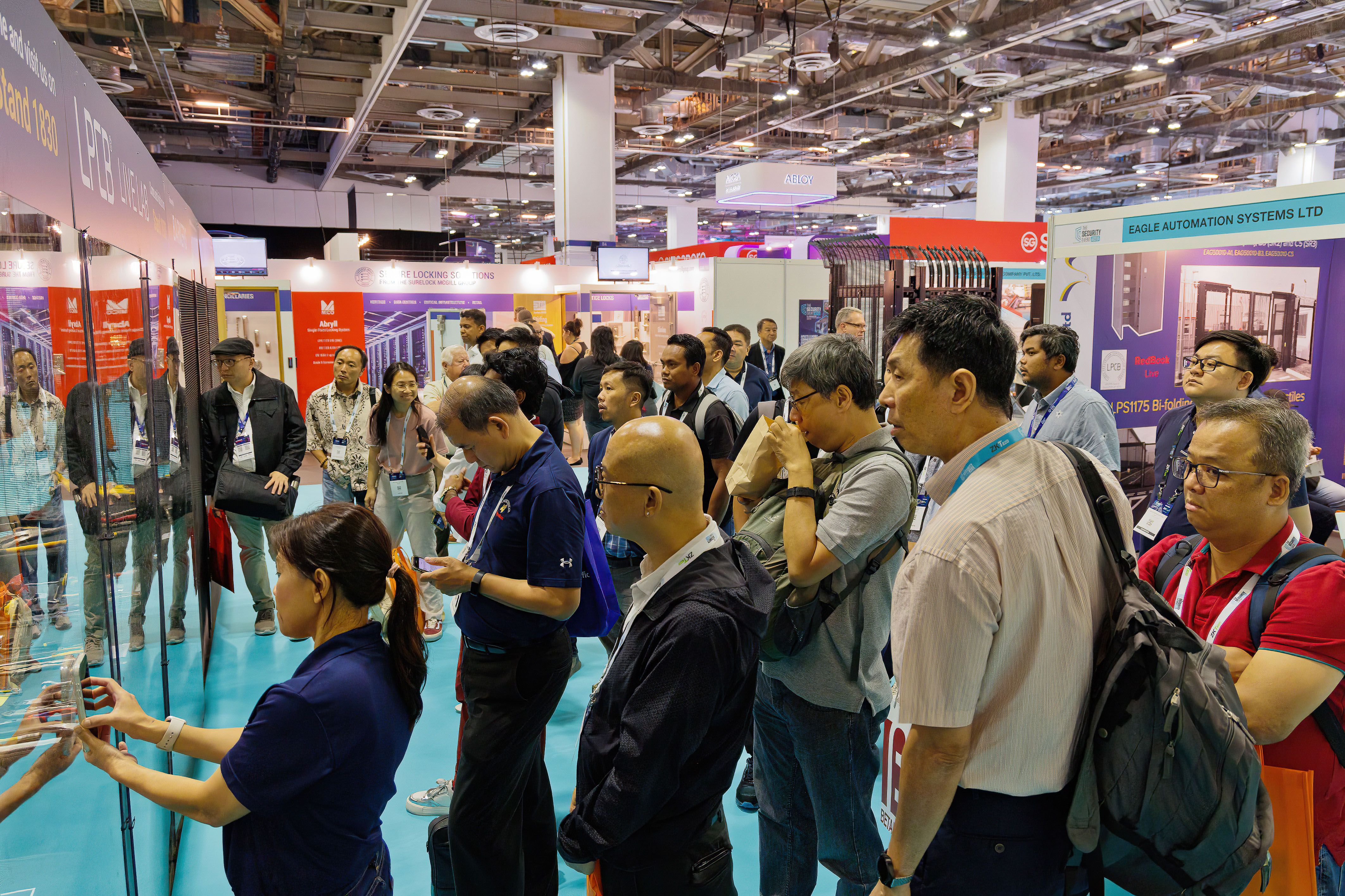LPCB crowd