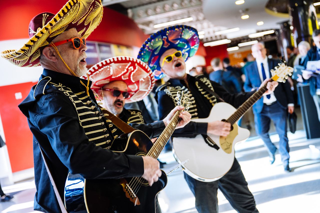 The health & Safety event entrance Mariachi band