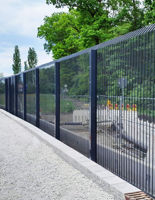HiSec Super 10 LPS 1175 Single Skin B3 (SR2) Fencing and Gate System