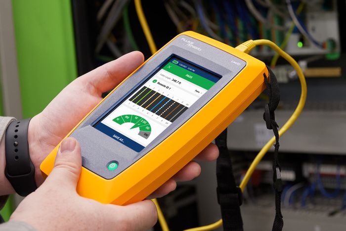 Fluke Networks LinkIQ™ Industrial Ethernet Cable+Wi-Fi+Network Tester