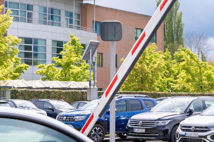 Nedap uPASS Go - UHF RFID Reader for vehicle access 