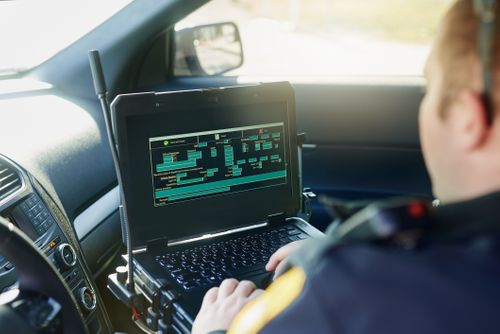 Mobile Workers  Find Efficiencies  with Constant  Network  Connectivity for  Vehicles