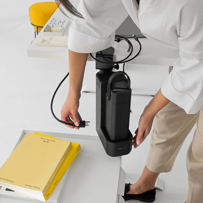 Omnicharge - Omni Power Station 80C+