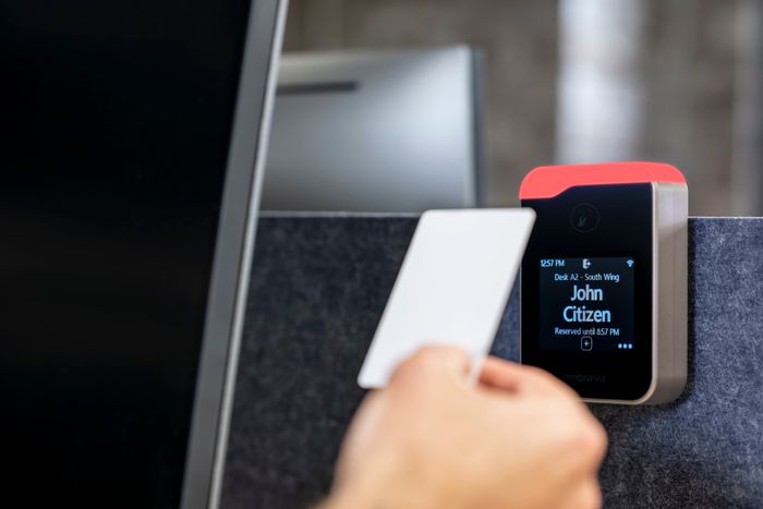 Desk Sign - Dynamic, digital signage for flexible desks and workspaces
