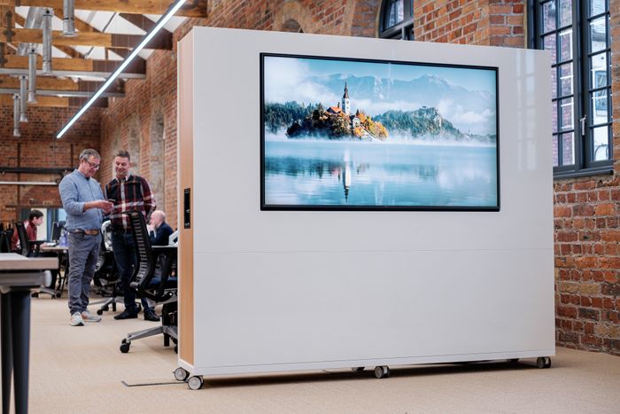 ThinkingWall Divider